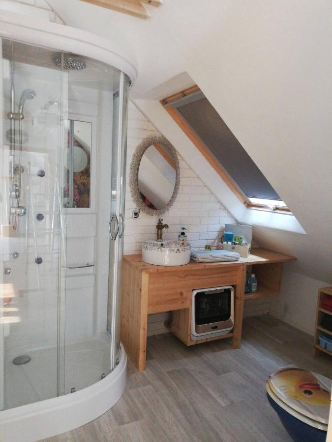 Retro Apartment *